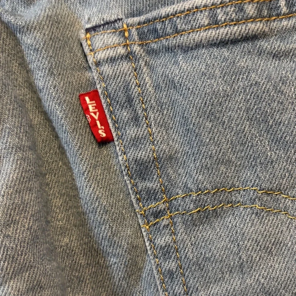 Levis Premium 511 Slim Fit Big‎ E Light Wash Blue Denim Jeans 32x34 04511-5932